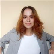 Profesora de idiomas con una sólida formación académica y experiencia en la enseñanza de francés e italiano.